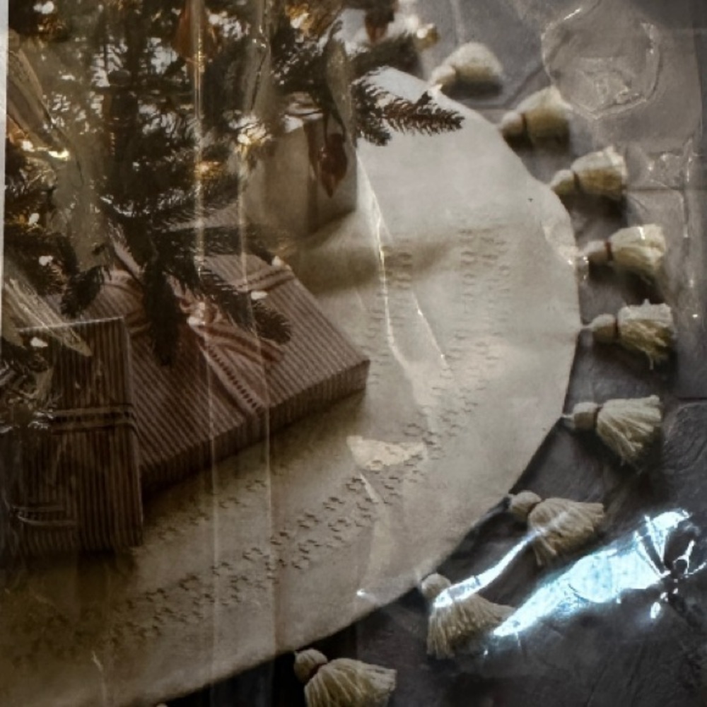 Hearth & Hand with Magnolia Tassel Trim Embroidered Christmas Tree Skirt new